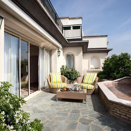 Majestic Champs Elysees Lejlighedshotel Paris