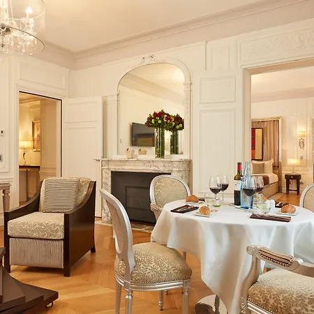 Majestic Champs Elysees 5*