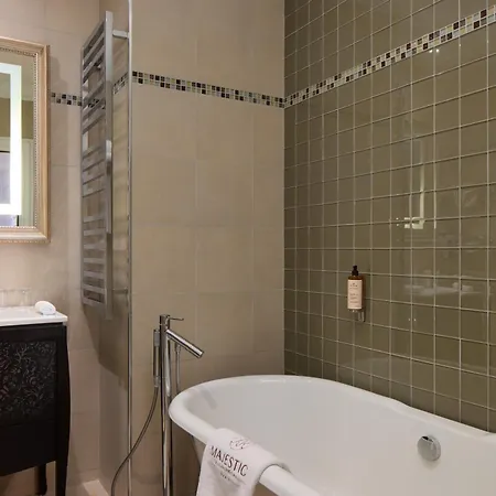 Apartahotel Majestic Champs Elysées 5*