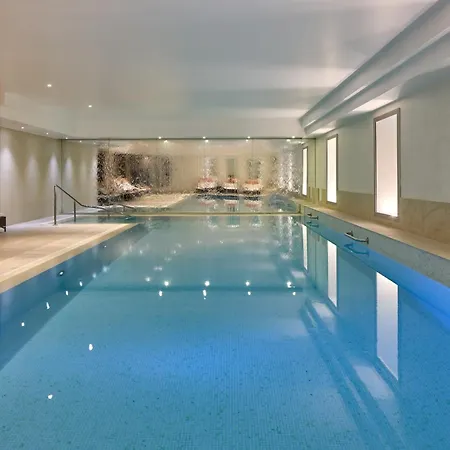 Aparthotel Majestic Champs Elysees Paris