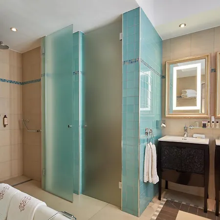 Majestic Champs Elysees Aparthotel Paris