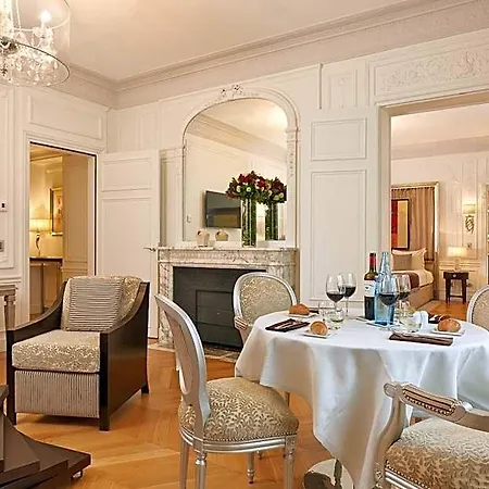 Majestic Champs Elysees Aparthotel Paříž