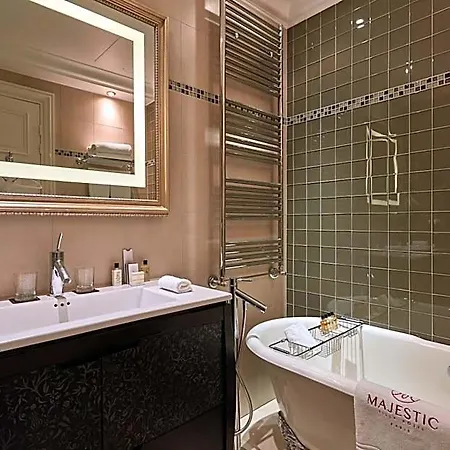 Majestic Champs Elysees 5*