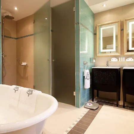 Aparthotel Majestic Champs Elysees Paris