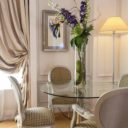 Appart hôtel Majestic Champs Elysées Paris