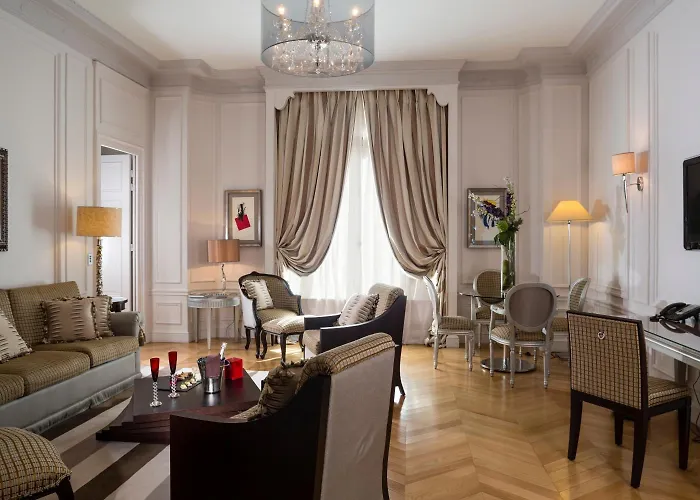 Majestic Champs Elysees Aparthotel Paris
