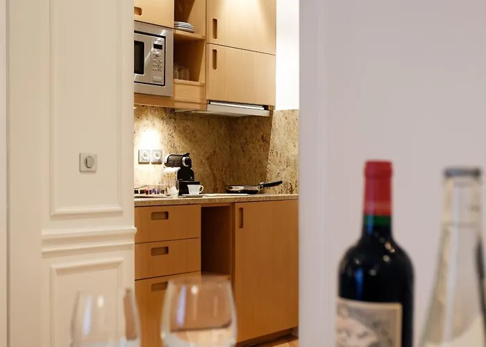 Majestic Champs Elysees Aparthotel Paris