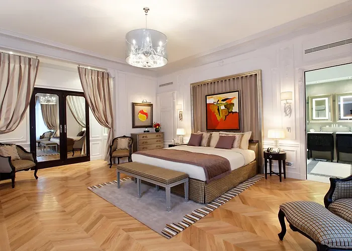 Majestic Champs Elysees Paris