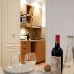 Majestic Champs Elysees 5* 파리