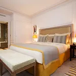 Majestic Champs Elysees 아파트호텔 5*