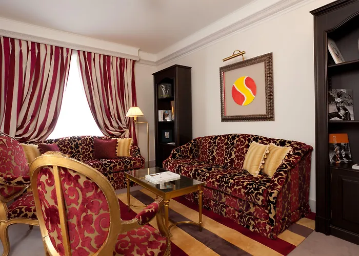 Majestic Champs Elysees 5*